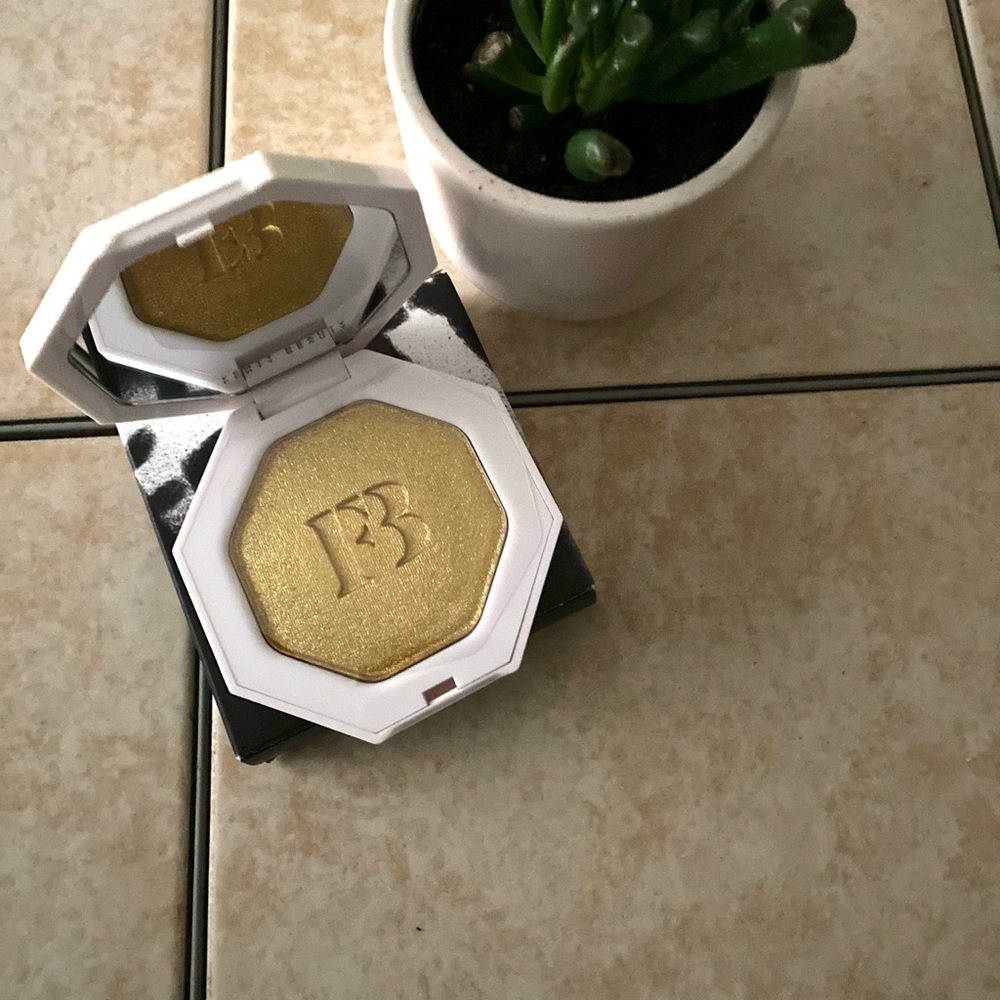 Fenty Highlighter
